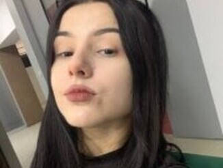 LeonaHinnes