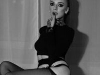 Roxy_____