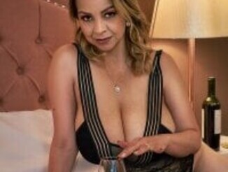 LiaDumond
