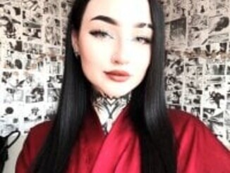 MollyKissy