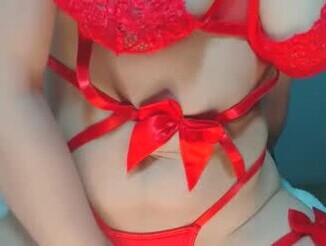 Alison_squirts