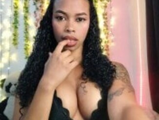 Shenna_brunette