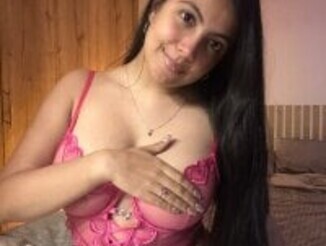 Nina_Belle
