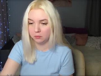 _blonde_barbie_