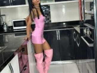 Tiara_Latina