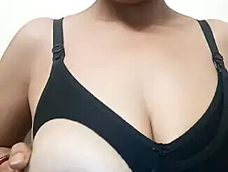 Hot-Shivani
