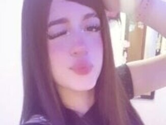 Victoria__doll
