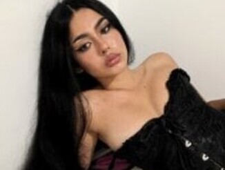 Elara_bloom_