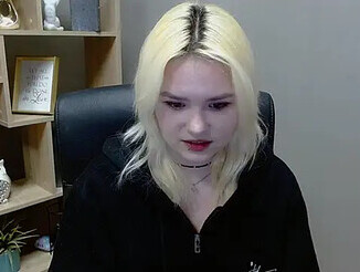 SweetLilyxo