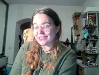 Helen_foxygirl