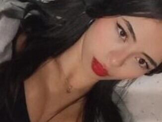 Mia_Naive