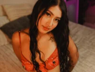 Ashley_Beaomunt