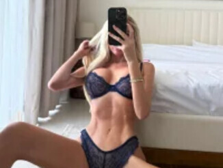 Kinkykara25