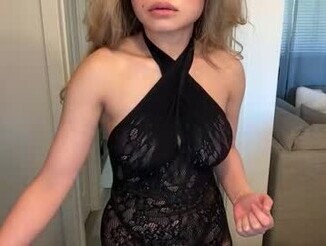 Ava_petite_