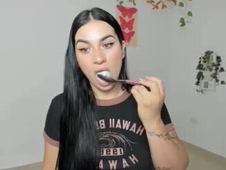Emi_blossom_