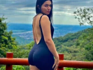 Lina_seduce