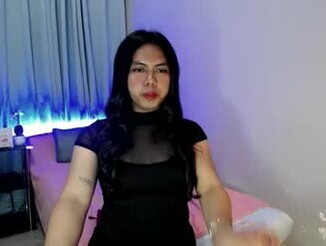 Im_ur_girl_demure