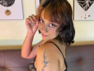 LeylaKnox
