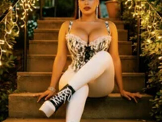 KAYLA_48_