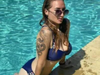 LeonaFox