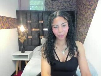 Chloe_harper__