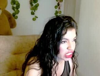Dakelyne142561