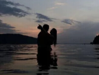 HotBabyCouple_