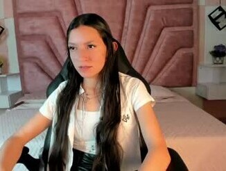 Mia_velmont