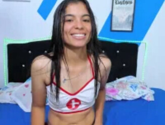 Little_nicolleu4