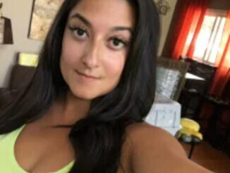 Hottie90210