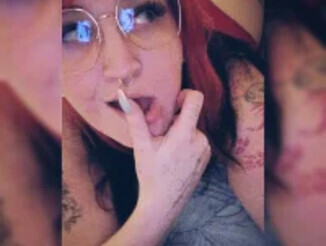 CurvyHornyTiffy