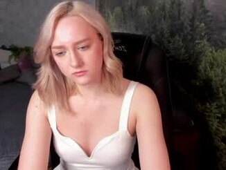 Chloedeccker