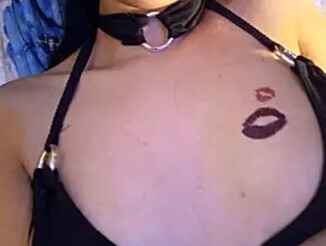 Chamss-boobs