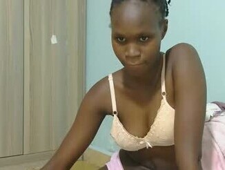 Flirty_paw