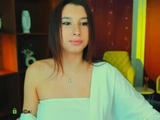 Lara_moon1