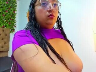 Candy_curvyy