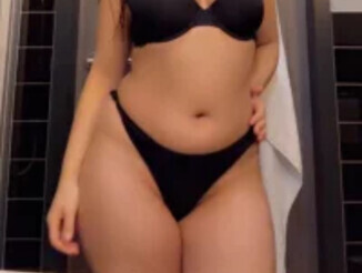 Elaaxxx1