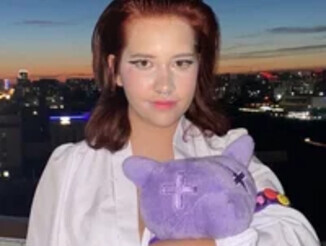 MollyMeovv