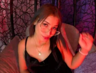 Scarlett_Lune