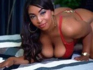 Anniie_Fox_
