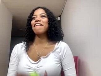 Arianna_roxe_