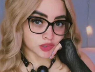 Zoe_rey
