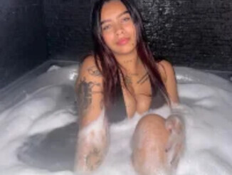 Selena_Grey1