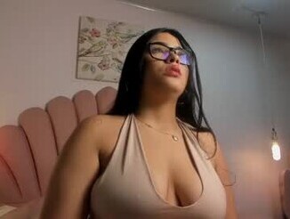 Calyptra_luxx