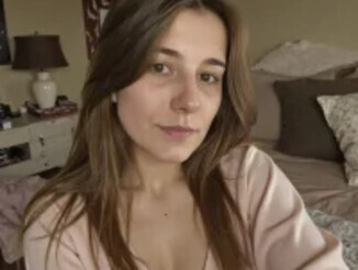 Eva_toy