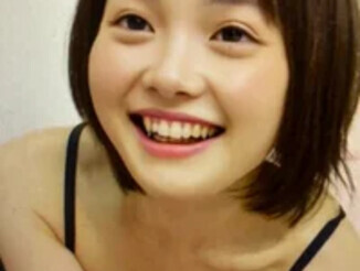 Momo_hip