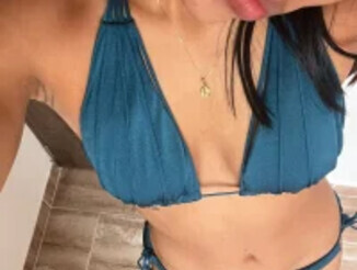 Sharon_skiinny