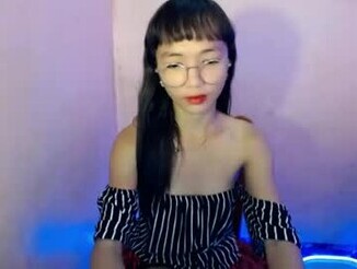 Nina_mochikiss21
