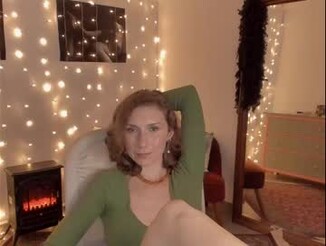 Shesleepsnaked
