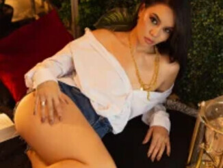Emma_Jonas